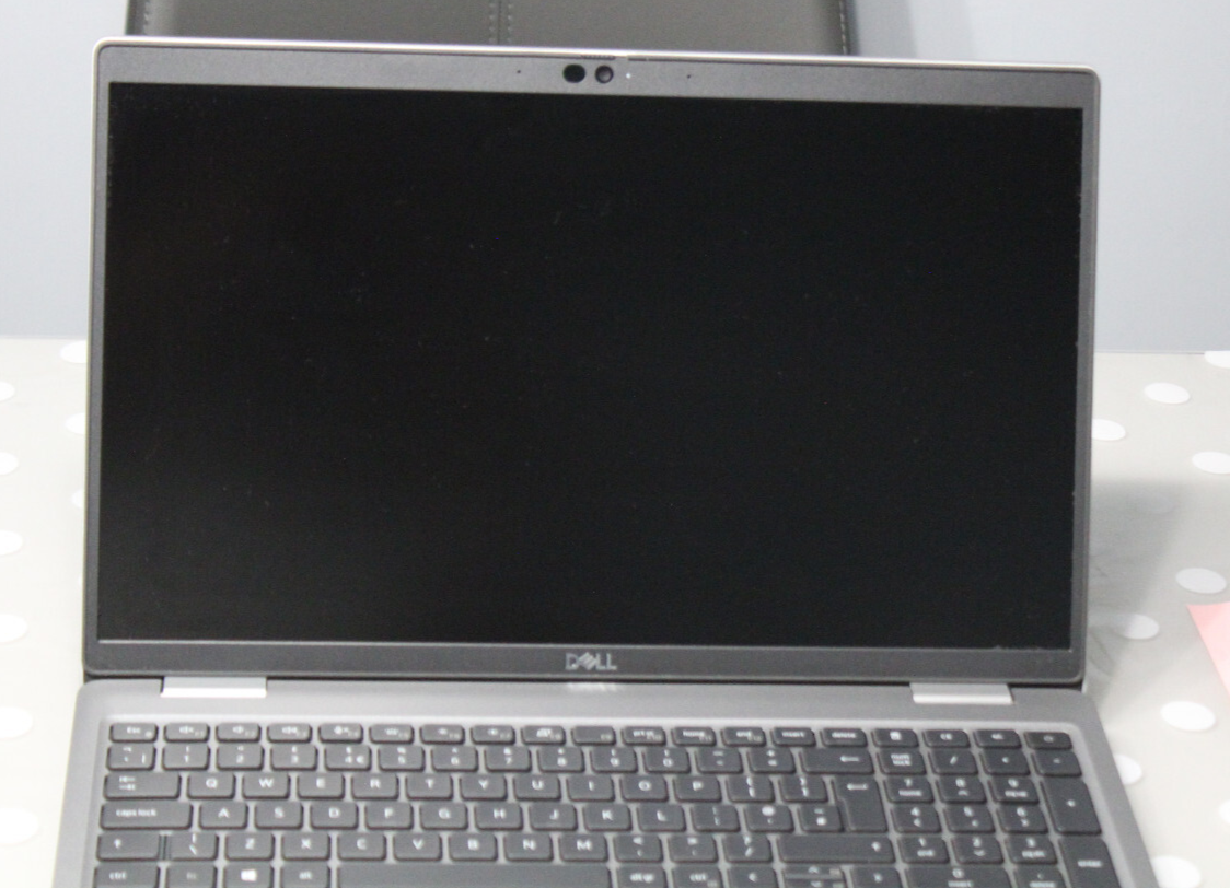 Dell Latitude 5520 15.6" Intel Core i5-1145G7 @2.60GHz 16GB RAM 256GB SSD Win 11